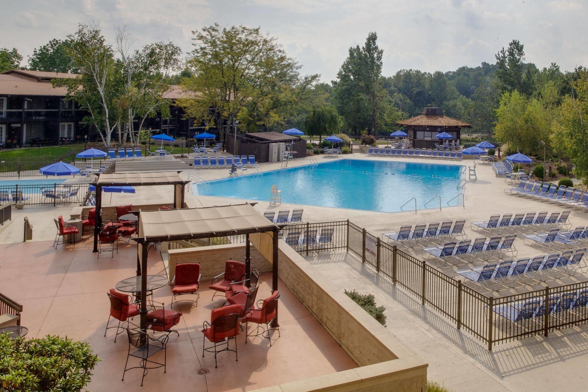 Salt Fork State Park Lodge And Conference Center Cambridge Exterior foto